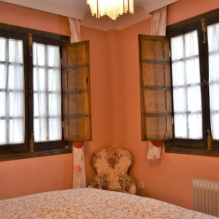 Casa Plaza Sierra * Grazalema